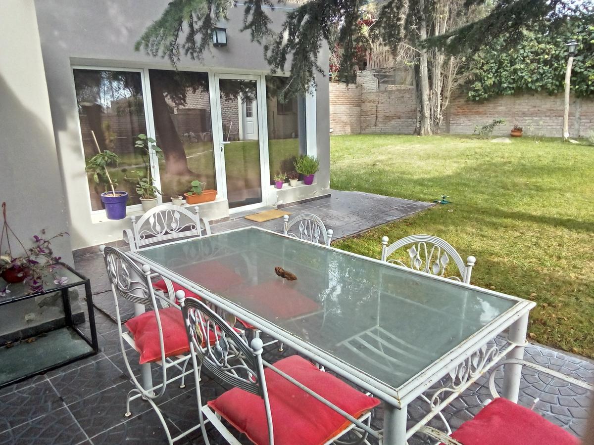 La Casa De Silvia Bed & Breakfast Пуерто Мадрин Екстериор снимка